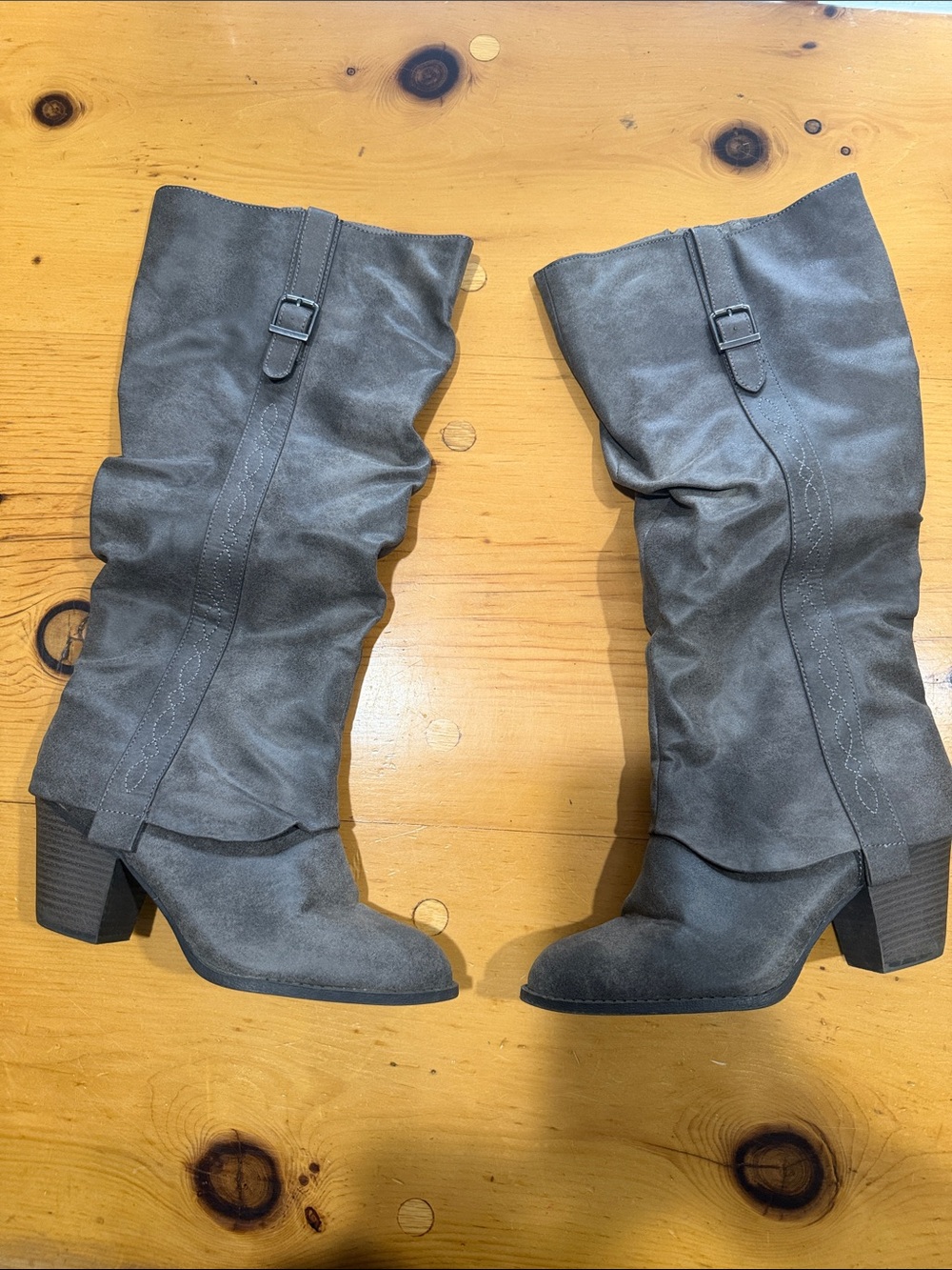 Women knee high boots